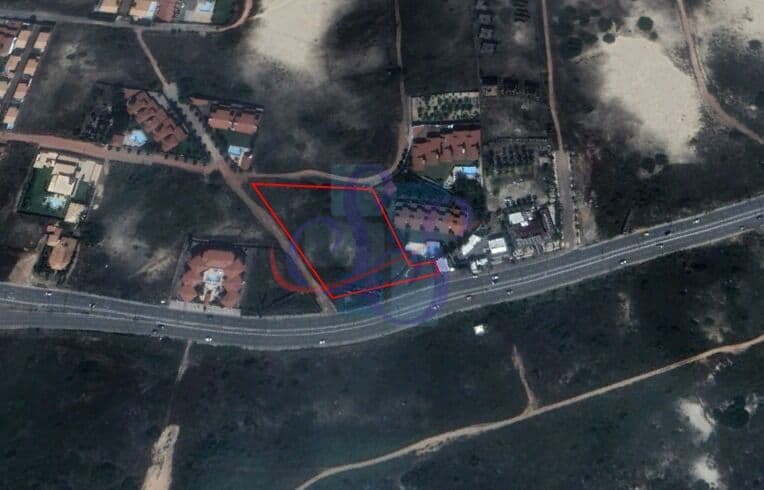Excelente terreno no Porto das Dunas com 6.083m²