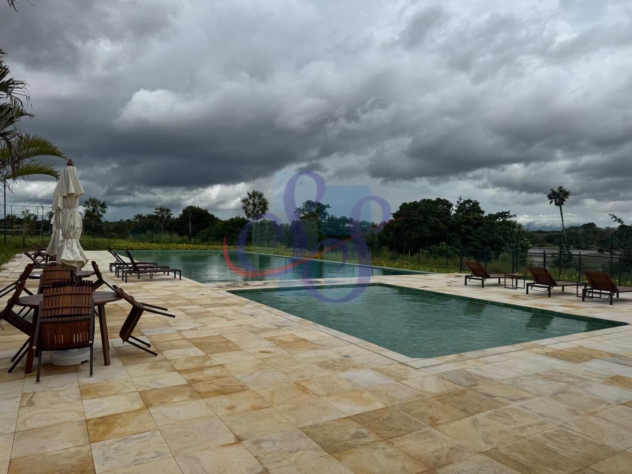 Terreno na Cidade Alpha com 471m² com lazer completo!