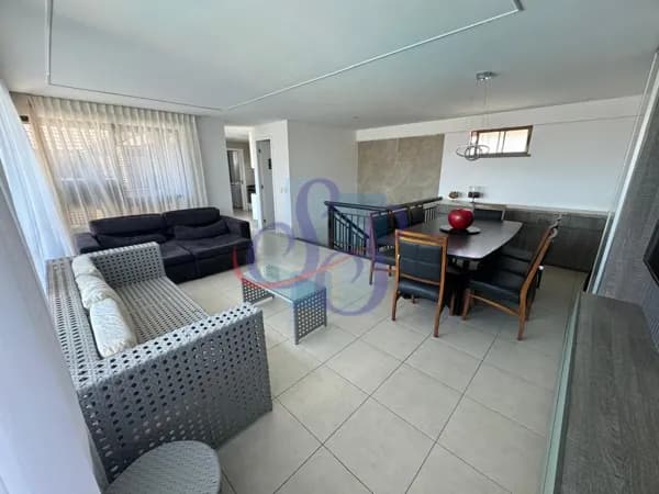 Cobertura duplex no Porto das Dunas - Mediterranée