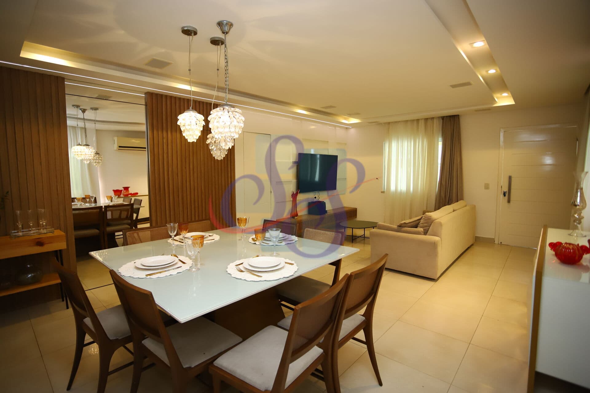 Excelente casa com 4 suítes em Eusébio!
