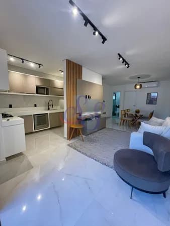 Casa duplex e nascente com 4 suítes - Eusébio