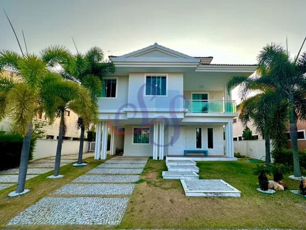 Belíssima casa finamente mobiliada no Alphaville Fortaleza com 4 quartos