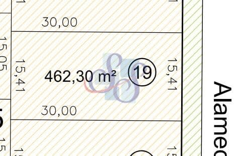 Amplo lote na Cidade Alpha com 462,30m²
