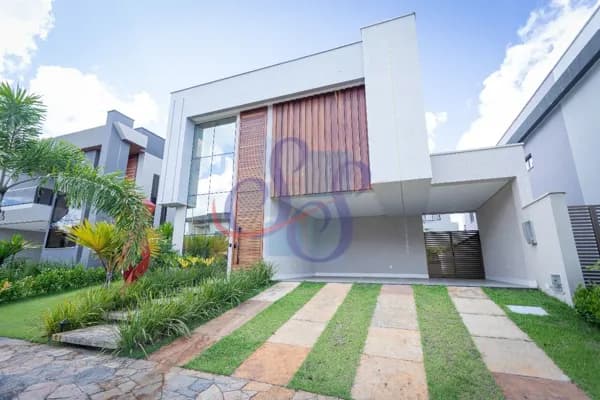 Belíssima casa duplex no Jardins Ibiza em Eusébio.