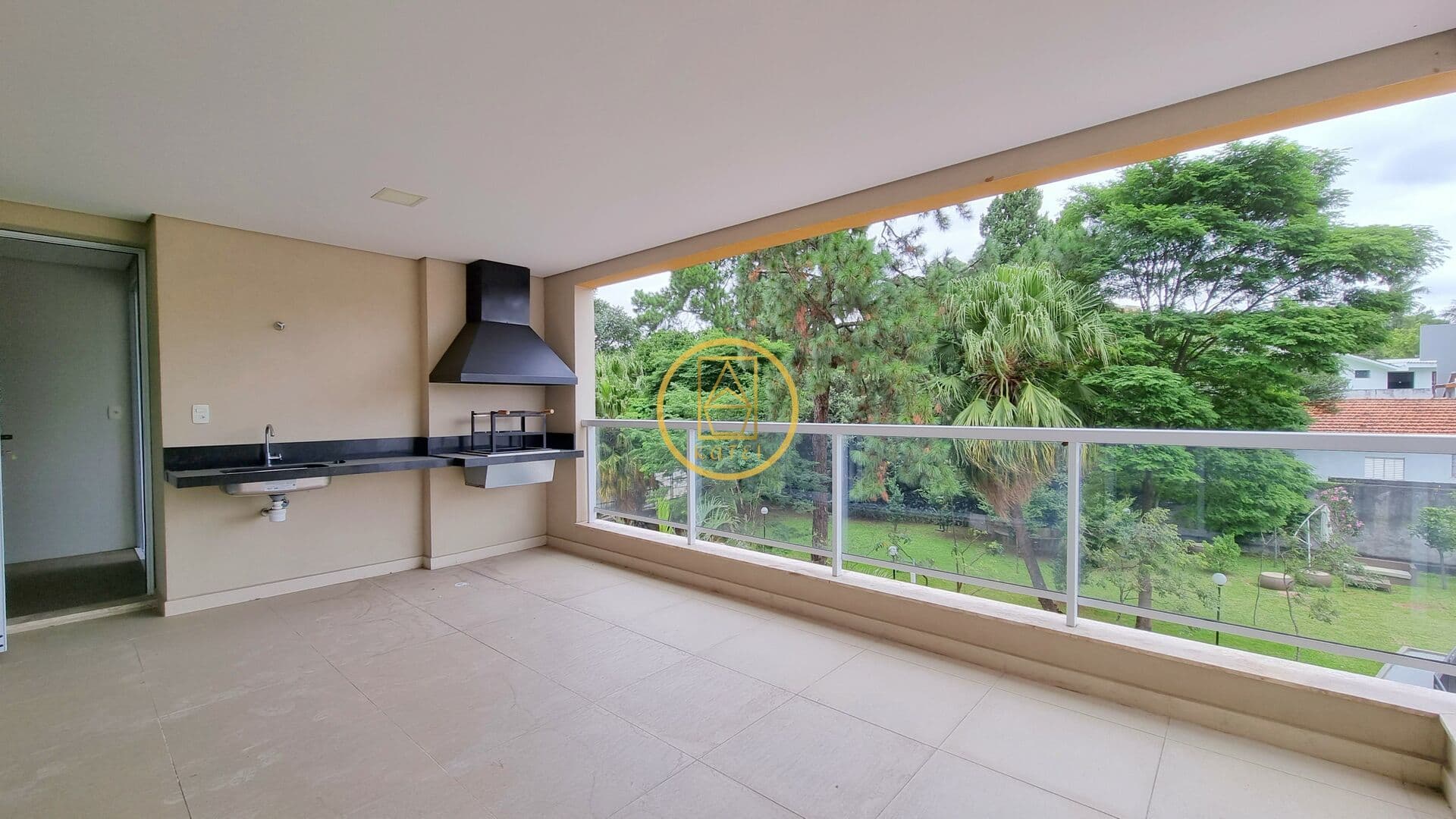 Apartamento com Ampla Varanda Gourmet