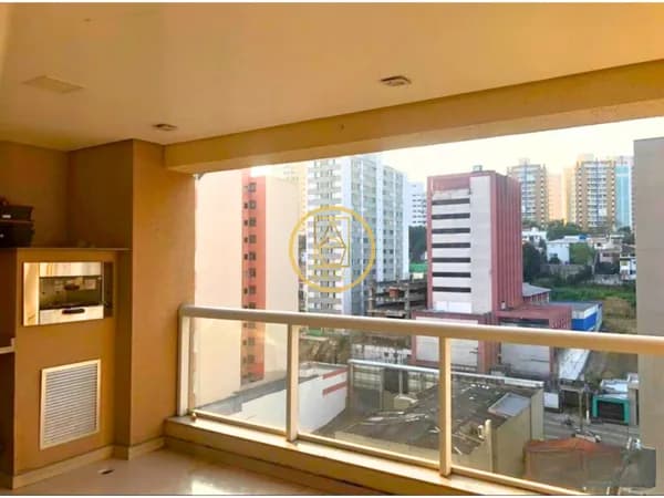Apartamento de Alto Padrão à Venda – Andar Alto, a 300 metros do Metrô