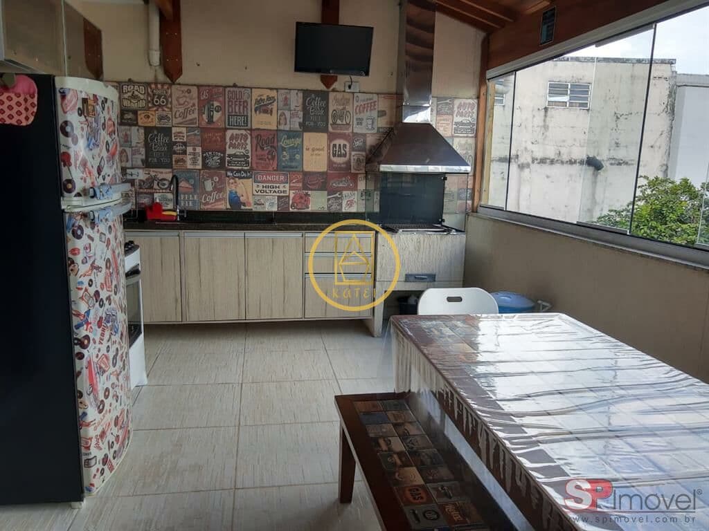 Casa em Condomínio com Área Gourmet