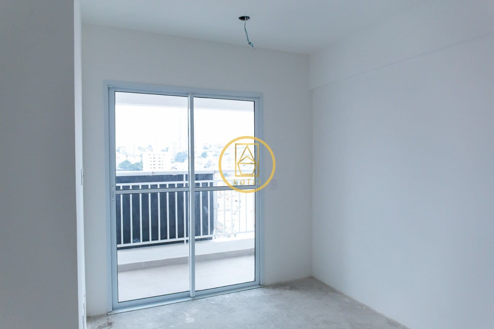 Apartamento Novo - 55m², 2 Dormitórios (1 Suíte) + 2 Vagas de Garagem!