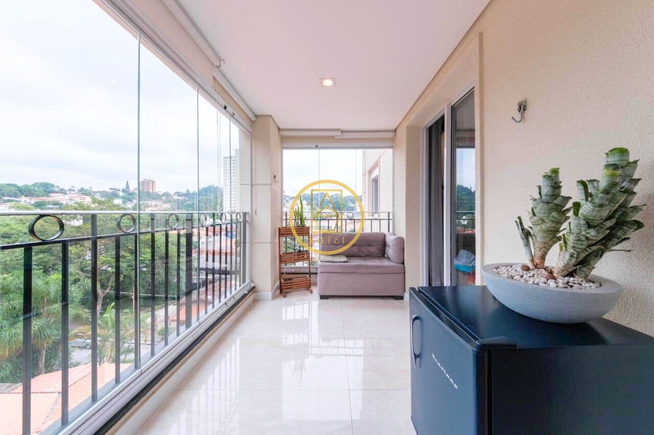 Apartamento com Varanda Gourmet