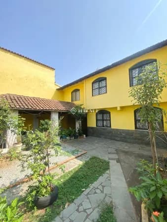 Casa 3 quartos 3 vagas lote linear no bairro Serrano