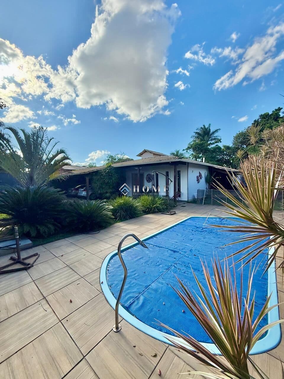 Excelente casa à venda no bairro Trevo-BH.