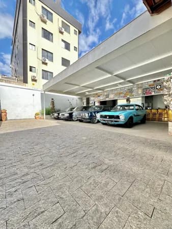 Casa 4 quartos a venda no bairro Castelo-BH.