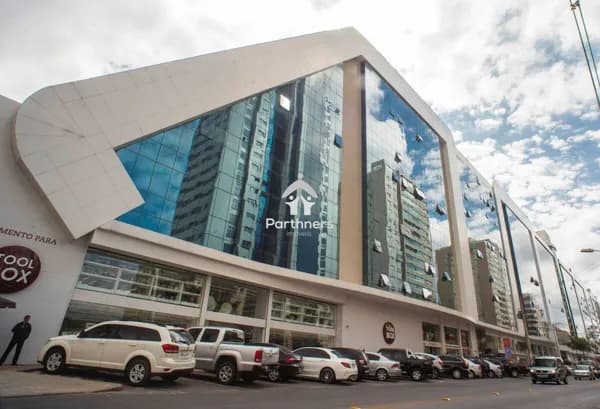 Excelente Sala Comercial na Alameda Oscar Niemeyer, 40,6m2, 1 vaga, no Ponto mais Valorizado e Procurado da Vila da Serra