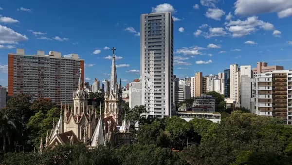 Charmoso Apto em Prédio Icônico, 2 Quartos, 2 Suítes, 77,17 m2, Andar Alto no Funcionários