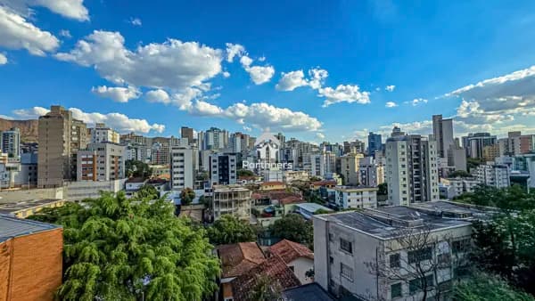 Maravilhosa Cobertura, 2 Quartos, 2 Suítes, 117,19m2 (84,47m2 interno + 32,71m2 externo), Prédio com Espaço Gourmet e Home-Cinema, no melhor ponto da Serra