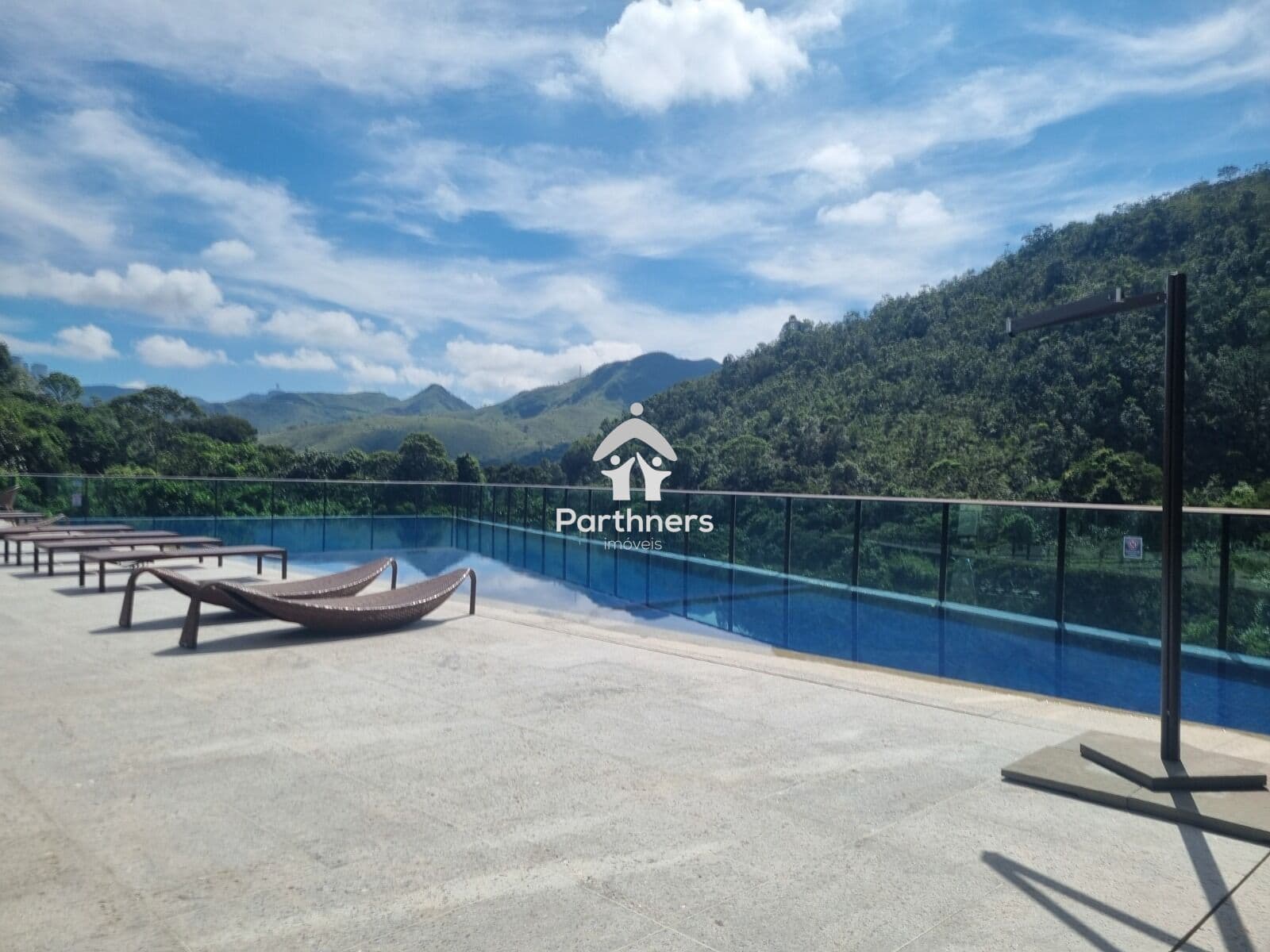 Apartamento, 4 Quartos, 4 Suítes, 257m2, Vista Panorâmica, Lazer, Gourmet e Segurança, no Vale dos Cristais/Nova Lima
