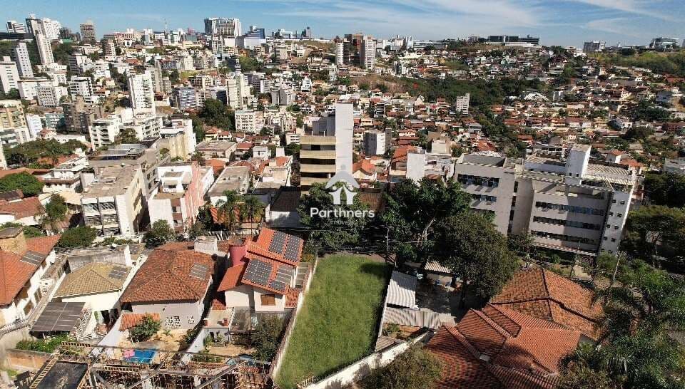 Maravilhosa Área Privativa, 3 Quartos, Suíte, (100,31m2 Interno + 83,64m2 Externo), Vista Panorâmica Definitiva, Terraço com Espaço Gourmet, no Santa Lúcia