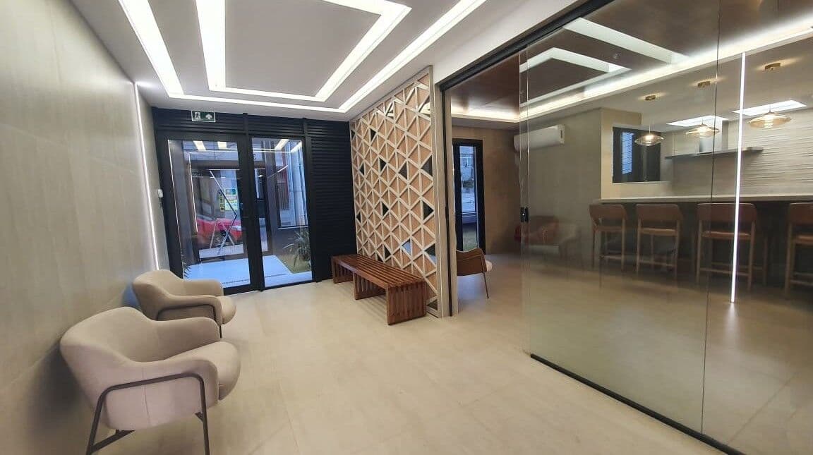 Sofisticada e Exclusiva Cobertura Duplex, 4 Quartos, 2 Suítes e 2 Semi-suítes, 178,07 m2 (129,57 m2 Interno + 48,50 Externo), Lazer e Gourmet no Bairro Carmo - 1 Quarteirão da Av. Contorno e 2 do Shopping Pátio Savassi
