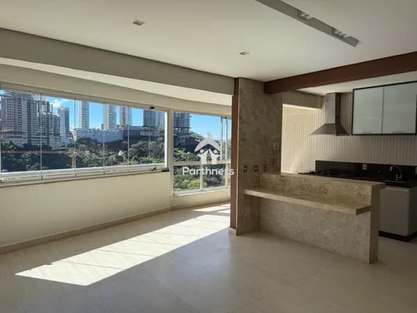 Charmoso Apartamento 2 Quartos, 69 m2, Andar Alto, Reformado, Vista Panorâmica para a Mata e para a Área de Lazer, no Vale do Sereno