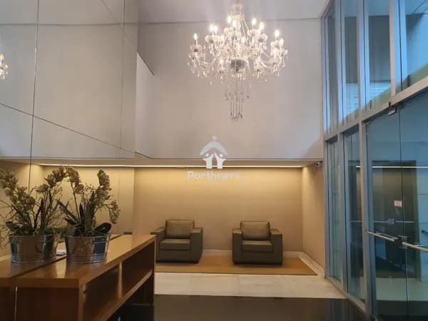 Refinada e Elegante Cobertura de 2 Quartos, 2 Suítes (Originalmente 3 Qts -Fácil reversão), Decorada e Mobiliada, Gourmet e Spa no Coração da Savassi