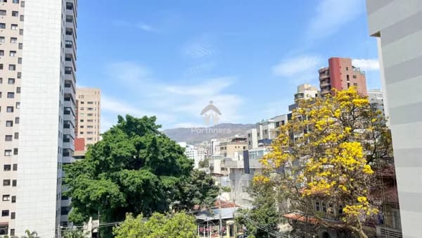 Linda Cobertura Duplex, 4 Quartos, 2 Suítes, 200 m2, 2 Varandas, Armários, Infraestrutura para Spa, Espaço Gourmet, no Ponto mais Charmoso do Santo Antônio