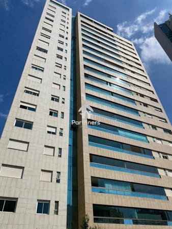 Apto de luxo 4 Quartos, 2 Suítes e 2 Semi-suítes, 154 m2, Decorado, Mobiliado, Andar Alto, Vista Panorâmica Cinematográfica de Nova Lima, no melhor ponto da Al Oscar Niemeyer na Vila da Serra, Nova Lima/MG