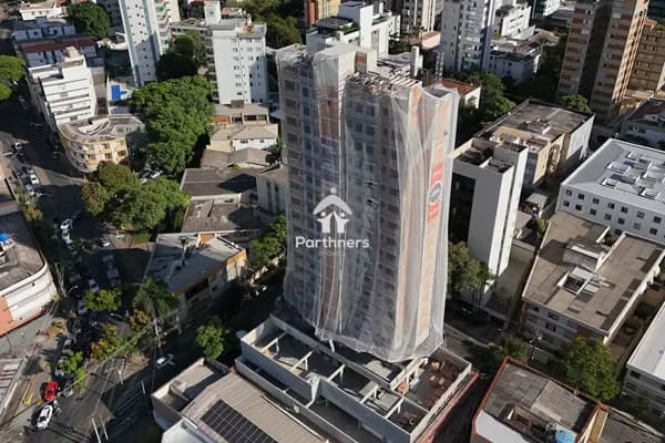 Maravilhoso Apartamento, 3 Quartos, Suíte, Andar Alto, 91,39m2, no Coração do Sion
