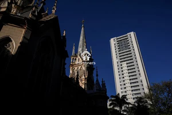 Charmoso Apto em Prédio Icônico, 3 Quartos, 3 Suítes, 112,14m2, Andar Super Alto no Funcionários