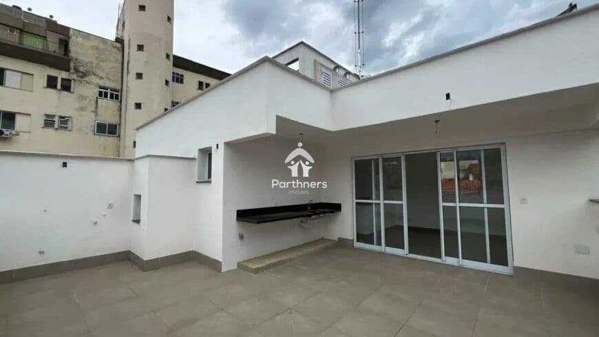 Charmosa Cobertura Duplex 2 Quartos, Suíte, 130,45 m2 (97,13 m² Interno + 33,32 m2 Externo), Vista Panorâmica, no Santo Antônio (Pertinho da Av. Prudente de Moraes)