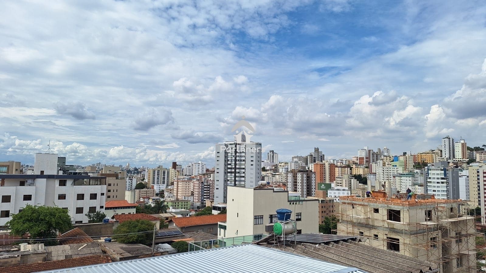 Excelente Cobertura, 4 Quartos, 2 Suítes, Terraço Gourmet com Vista Panorâmica, Churrasqueira e Ducha, no Bairro Nova Granada/BH