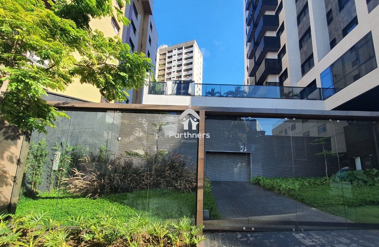 Moderno e Refinado 4 Quartos, 2 Suítes e 2 Semi-Suítes, 150 m2, Vista Panorâmica, Lazer e Gourmet no Ponto mais Nobre da Serra/BH