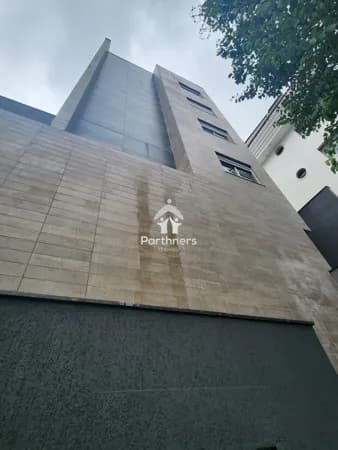 Charmosa Cobertura 2 Quartos, Suíte, 98,2m² (72,56 m² Interno + 25,94m² Externo), no São Pedro