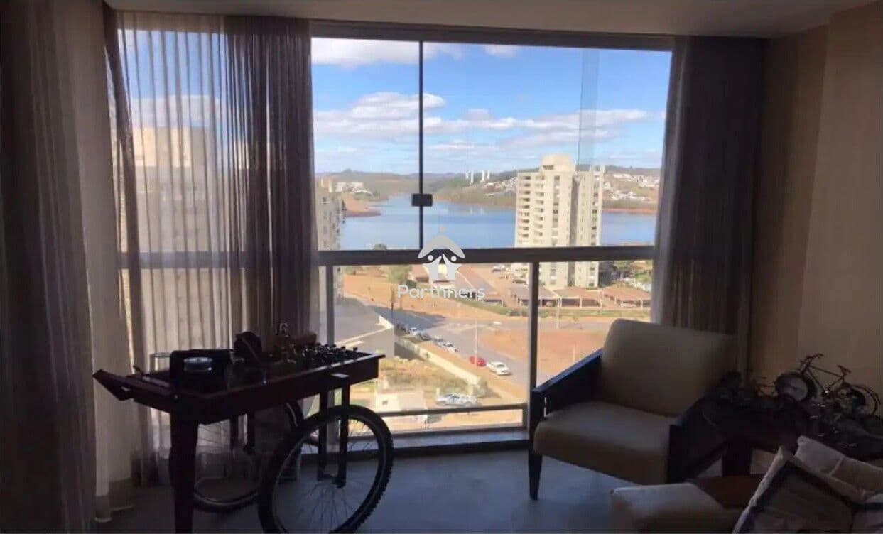 Charmosa Cobertura Triplex 3 Quartos, Suíte, Closet, 217,86 m2, Vista para a Lagoa, Lazer e Gourmet no Condomínio, no Alphaville