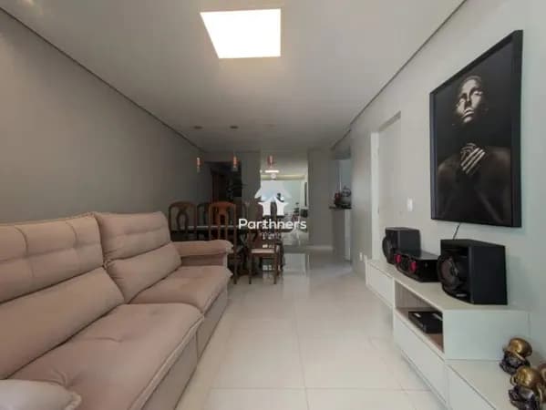 Excelente Apartamento 3 Quartos, Suíte, 103m2, Muito bem Conservado, no Buritis