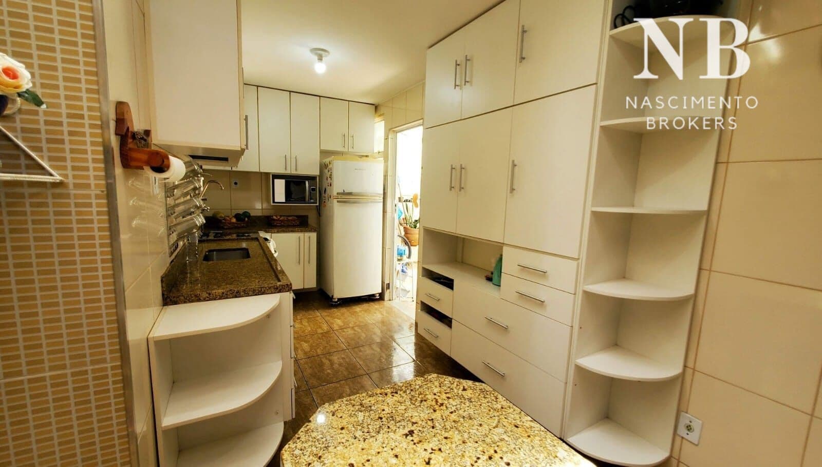 Apartamento com 3 Quartos sendo 1 Suíte Por R$ 279MIL - Jardim Glória