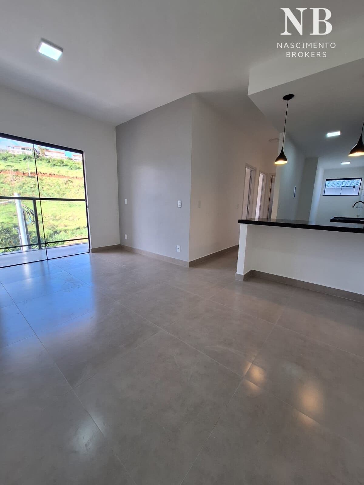 Recanto da Mata, 2/4, Varanda, Vaga e Elevador - R$275Mil