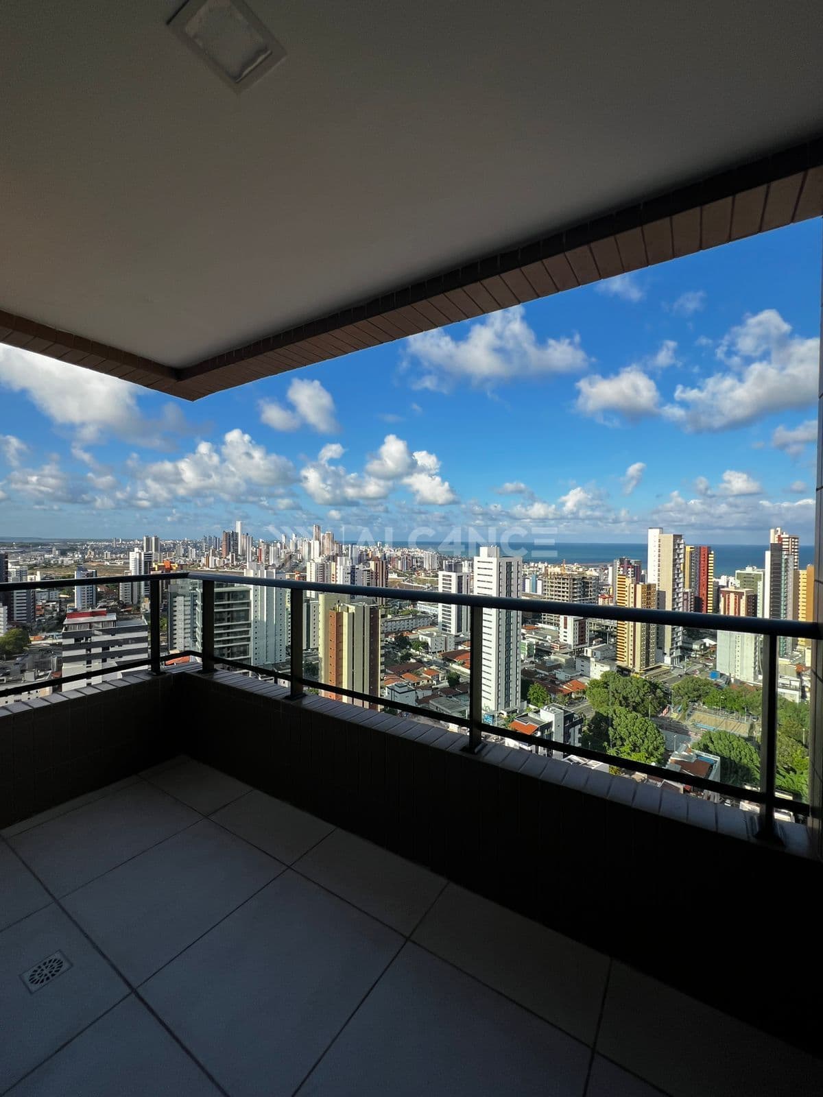 Apto - 3 Quartos - 1 Suíte - 81,34 m² - Manaíra, João Pessoa/PB