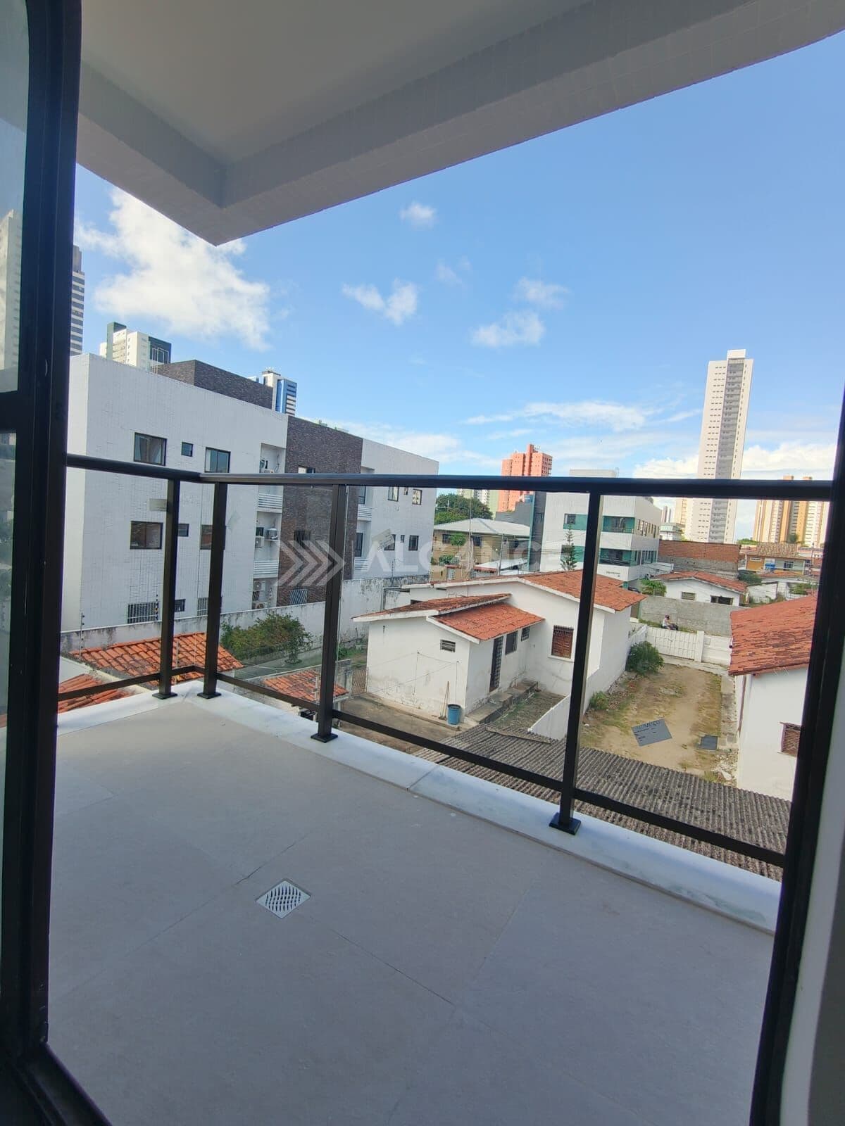 Apto - 3 Quartos - 1 Suíte - 68 m² - Miramar, João Pessoa/PB