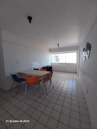 Apto - 3 Quartos - 1 Suíte - 83m² - Camboinha, Cabedelo/PB