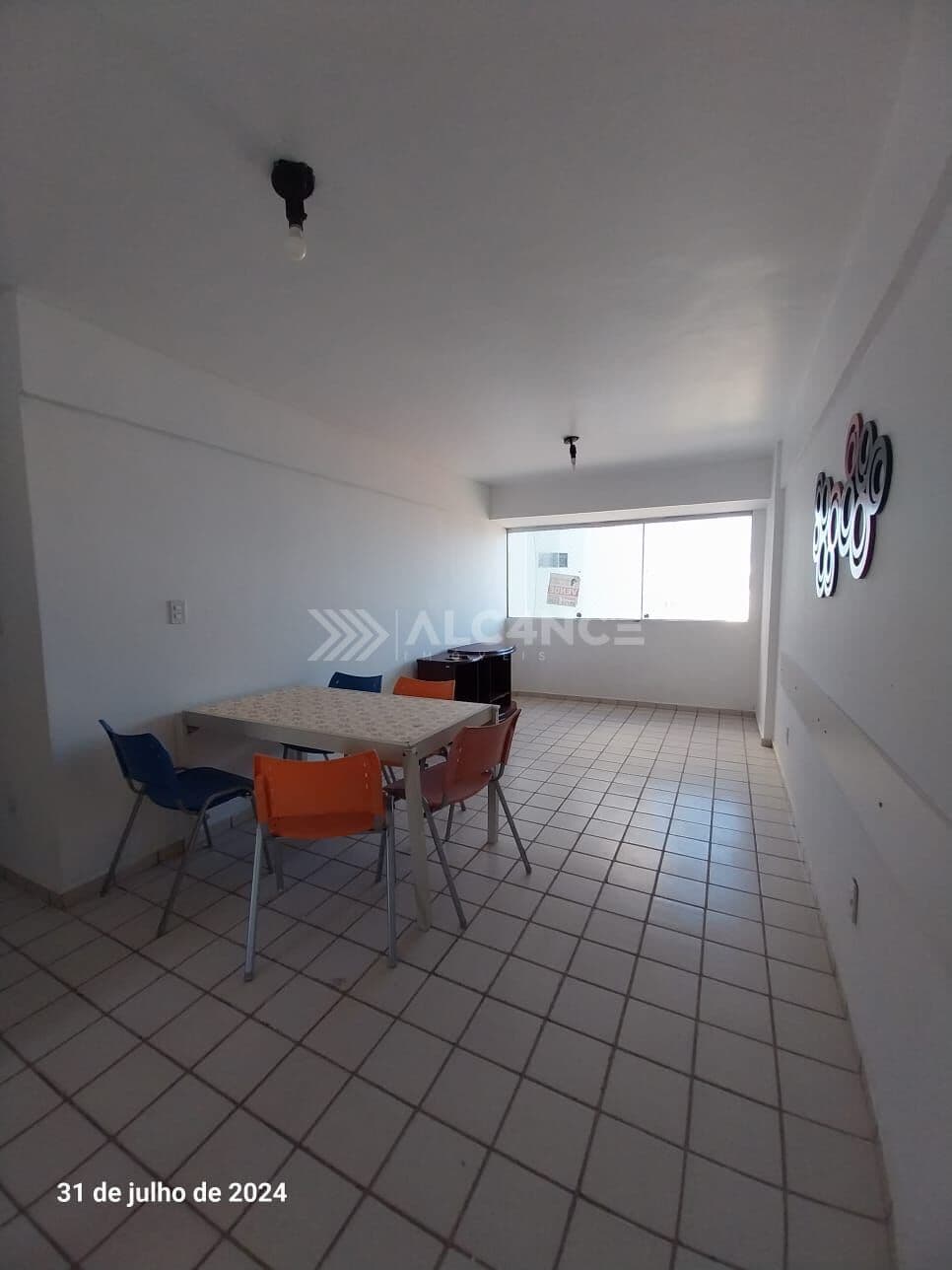 Apto - 3 Quartos - 1 Suíte - 83m² - Camboinha, Cabedelo/PB