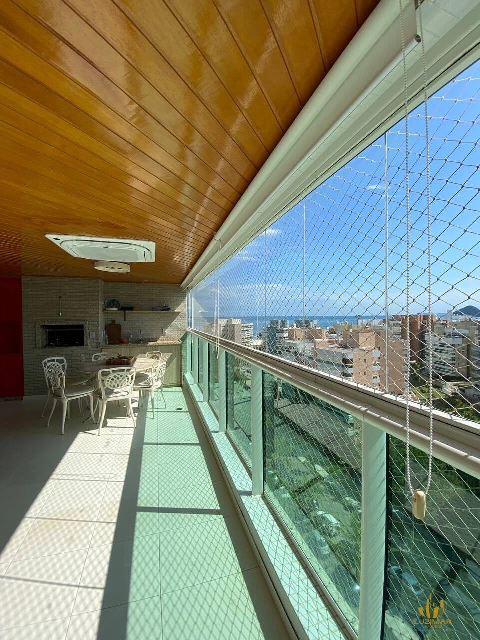 Apartamento Pé na Areia à venda em Riviera de São Lourenço - Bertioga/SP