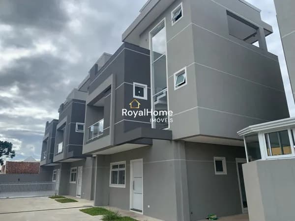 Triplex em Condomínio não geminado c/ 165,51 m² construídos