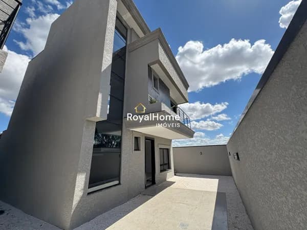Triplex de alto padrão em condomínio c/ 180,65 m² privativos