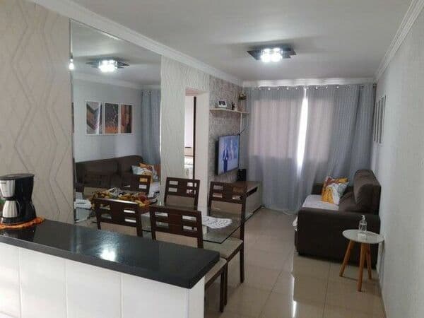 Apartamento 2 dormitórios no Jardim Adriana em Guarulhos