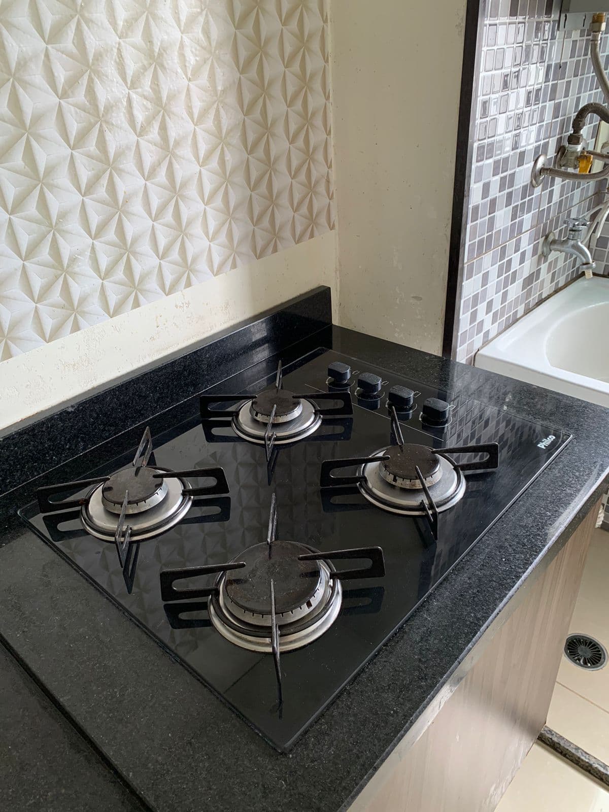 Apartamento 2 dormitórios no Cocaia, Guarulhos/SP