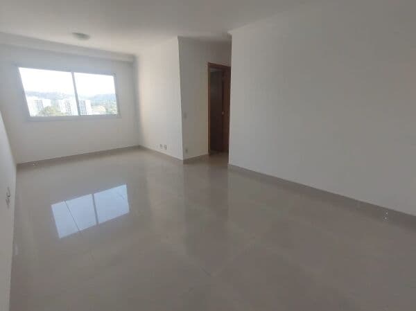 Oportunidade Única de Aquisição de Apartamento à Venda em Excelente Localização Endereço Rua Trajano - Taboão