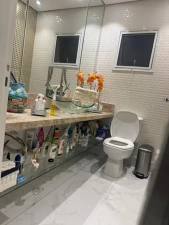 Sobrado Alto Padrão no Condomínio Forest Hills