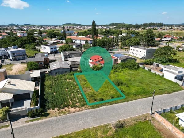 Lote em localização exclusiva