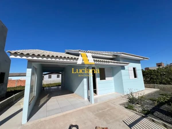 Casa à Venda Próxima ao Mar – Conforto e Tranquilidade no Litoral!