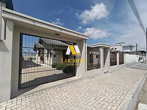 Casa com edícula bairro Nova Divinéia em Araranguá SC